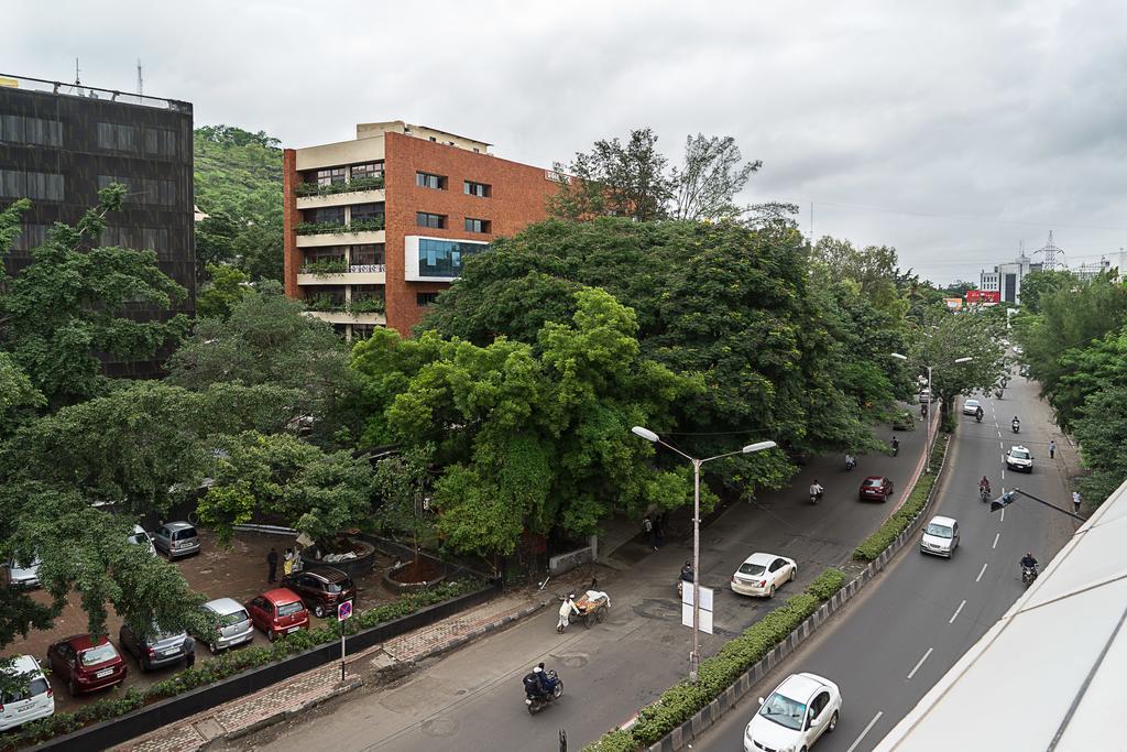 Hotel Treebo Trend Sahara Pune Esterno foto