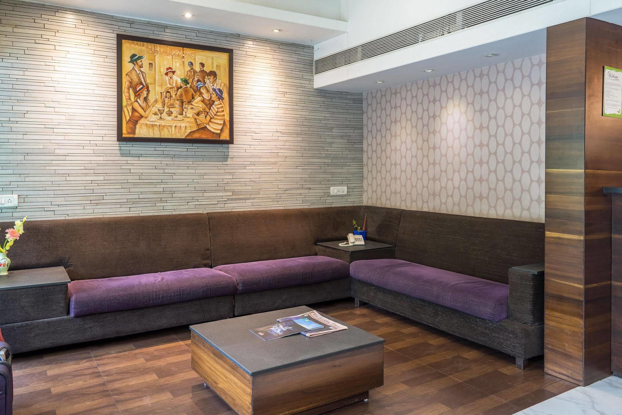 Hotel Treebo Trend Sahara Pune Esterno foto